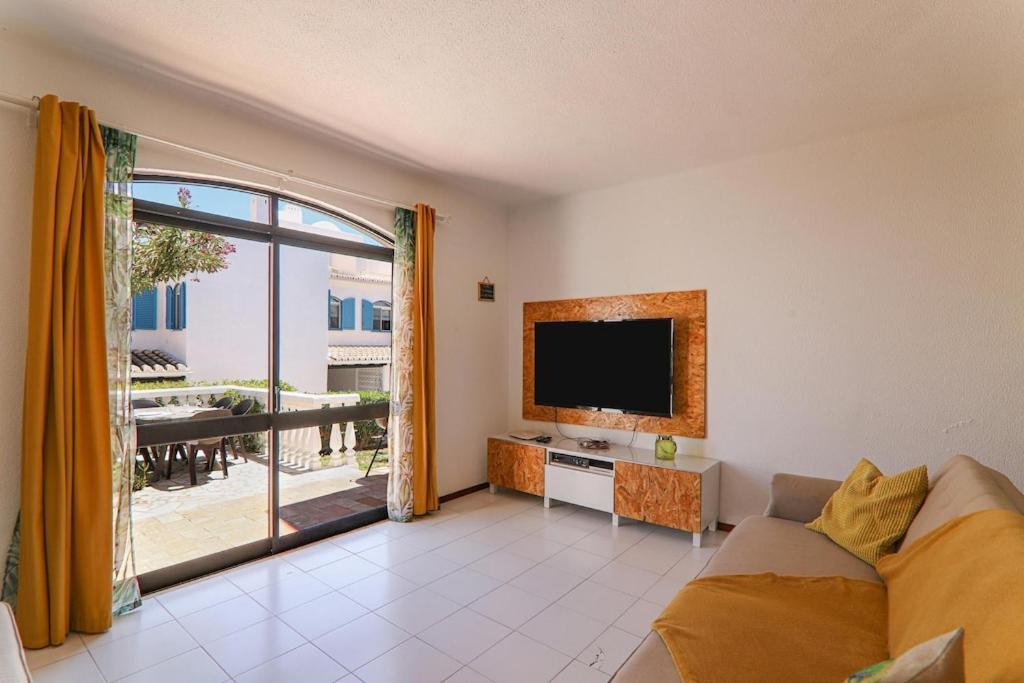 Vila Mourisca Porches  Luaran gambar